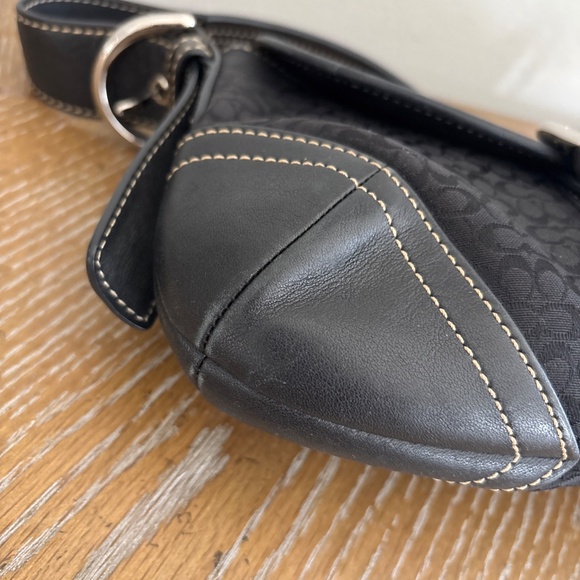 Vintage Y2K Coach 6818 Black Canvas SoHo Signature Buckle Shoulder Handbag - Picture 8 of 10
